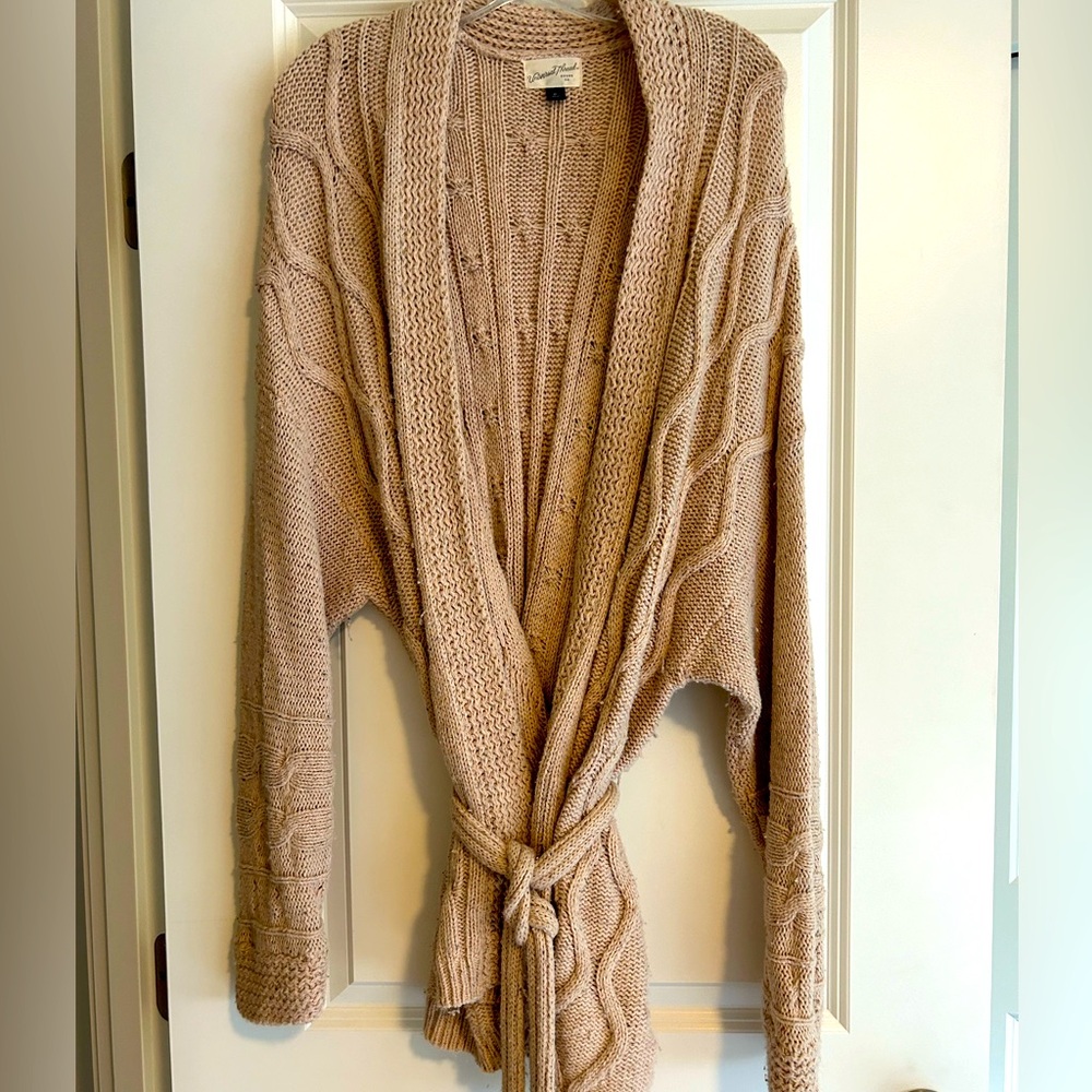Long, thigh-length, soft  pink cardigan with tie
